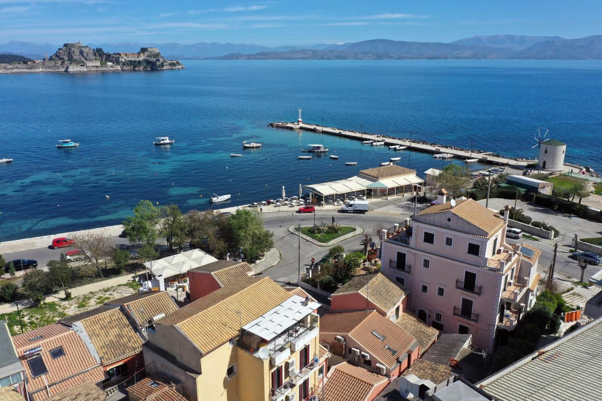 Anemomilos Sea View Penthouse Corfu  المظهر الخارجي الصورة